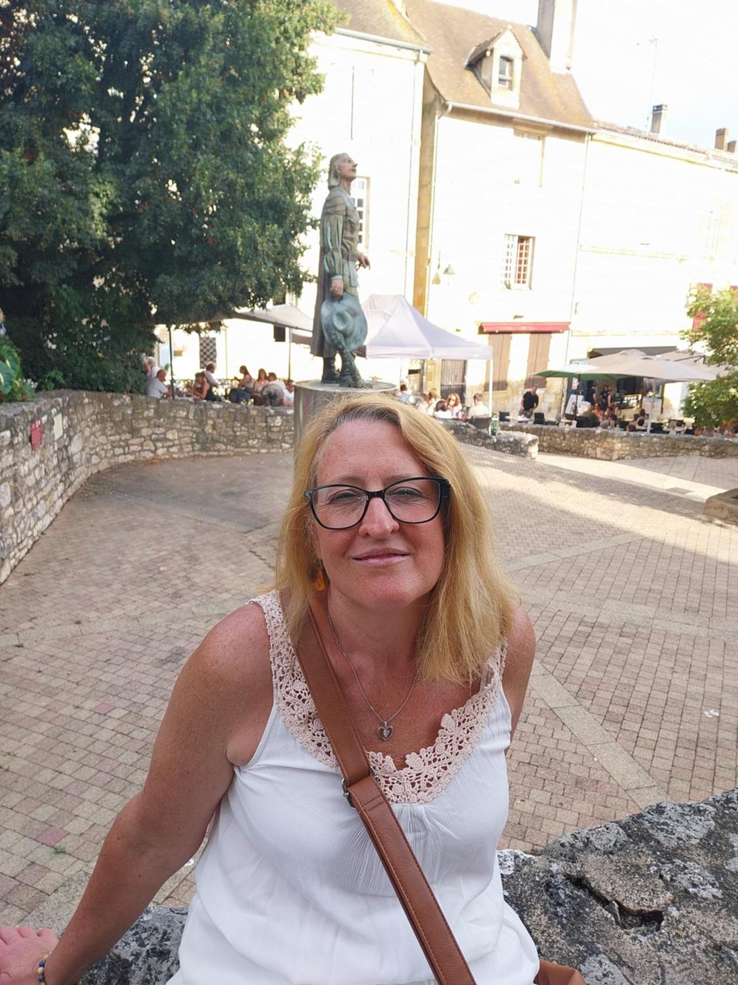 Les Bernus Panzió Monfaucon  Kültér fotó