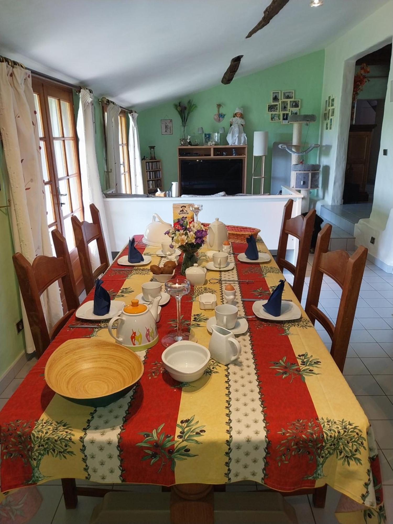 Les Bernus Panzió Monfaucon  Kültér fotó