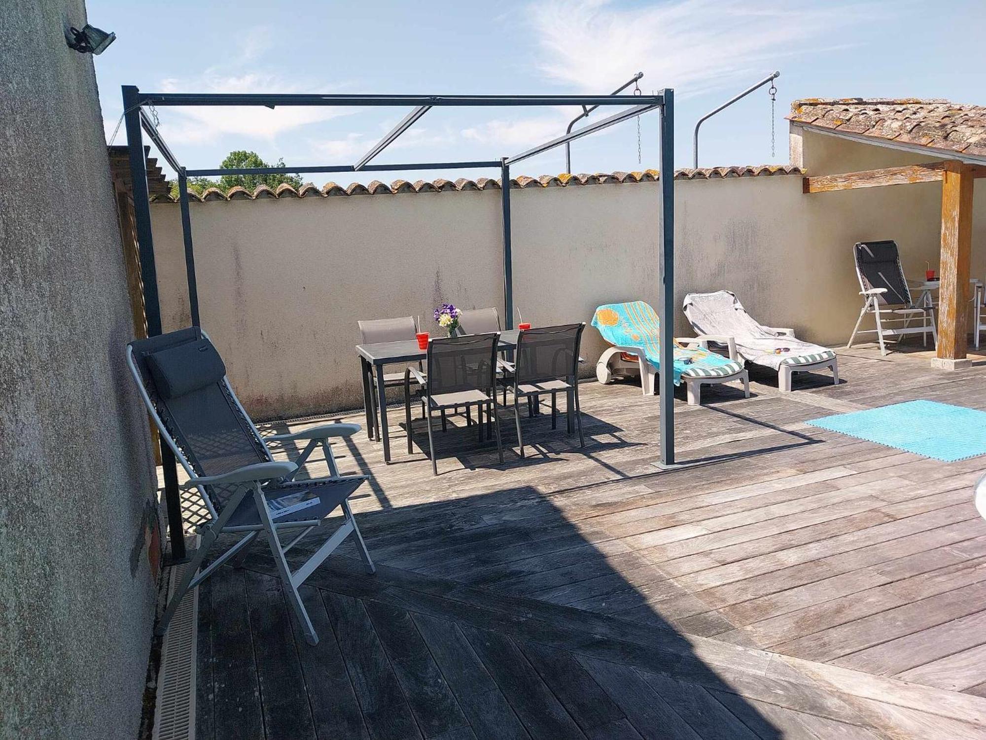 Les Bernus Panzió Monfaucon  Kültér fotó